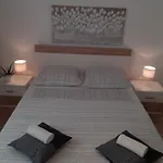 & Riva Gostinjska kuća Vodice