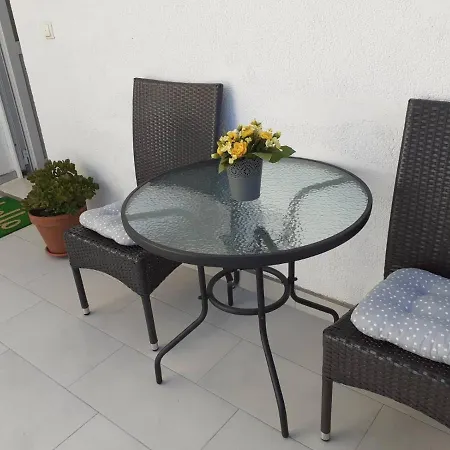Guest house & Riva