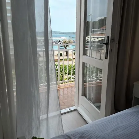Guest house & Riva
