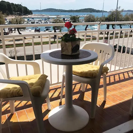 & Riva Vodice