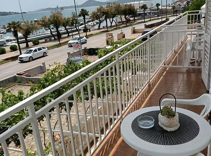 & Riva 게스트하우스